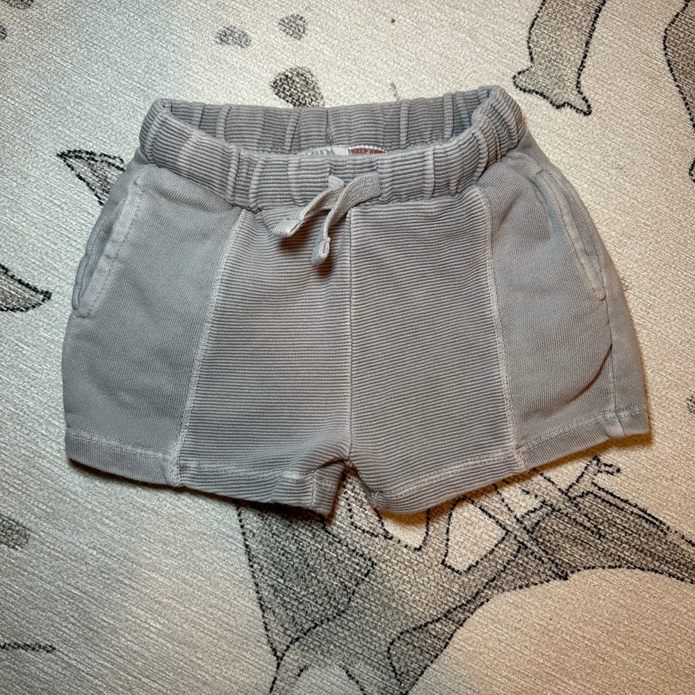 Zara Light Gray Ribbed Shorts
